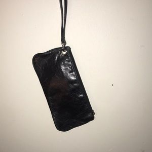 Black wristlet